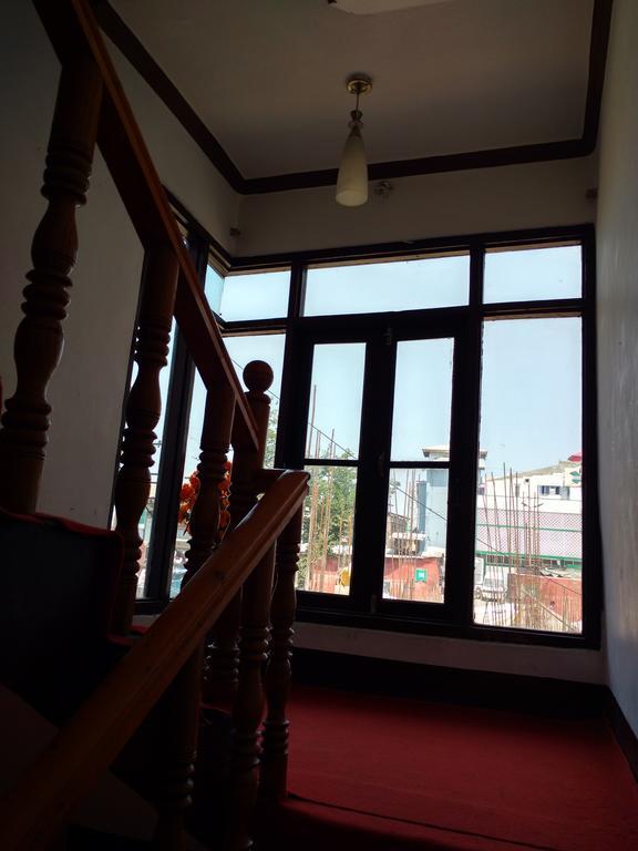 Al Amin Homestay Srinagar  Exterior photo